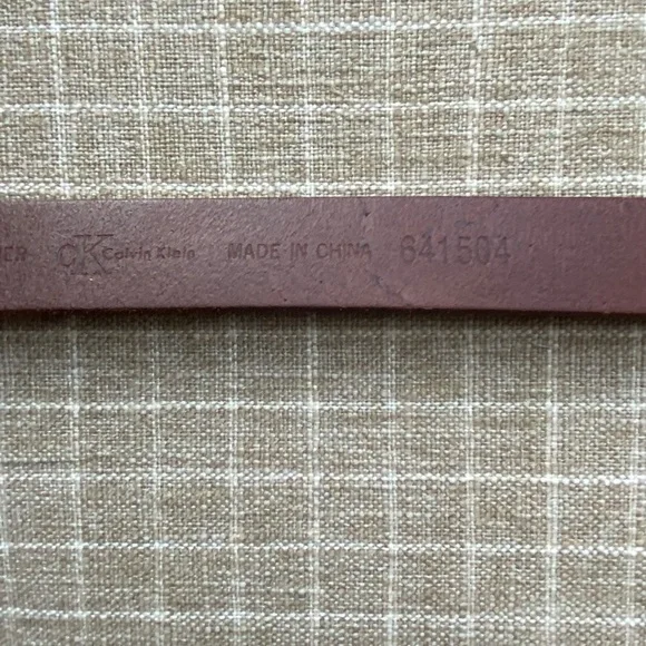 Calvin Klein Brown Leather Belt with Brass Buckle - Picture 5 of 11